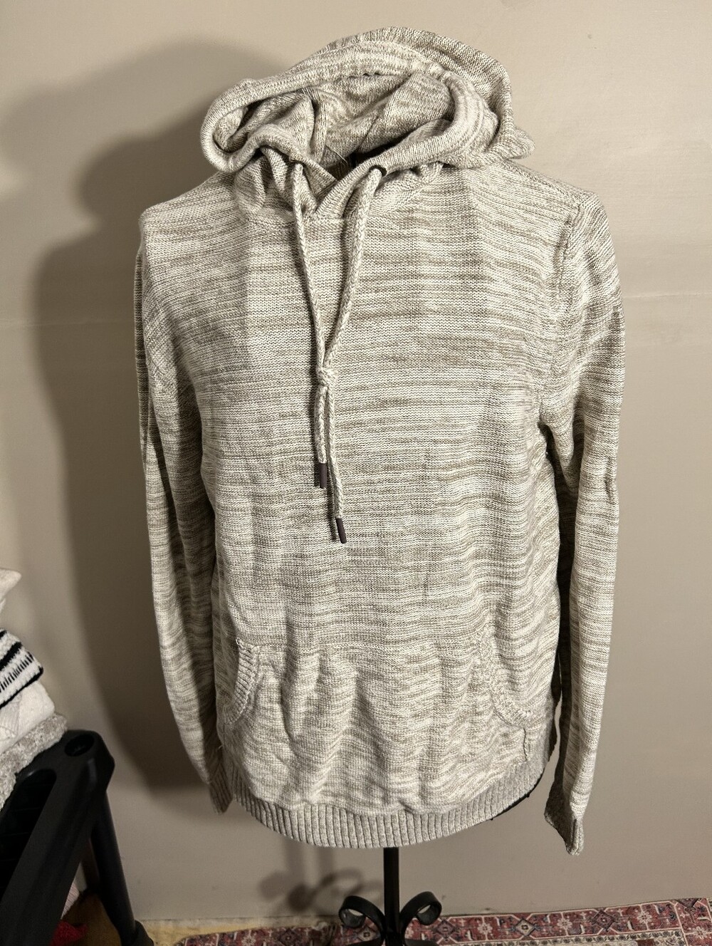 Mens size large knit sweater casual dress tan cream hoodie shirt